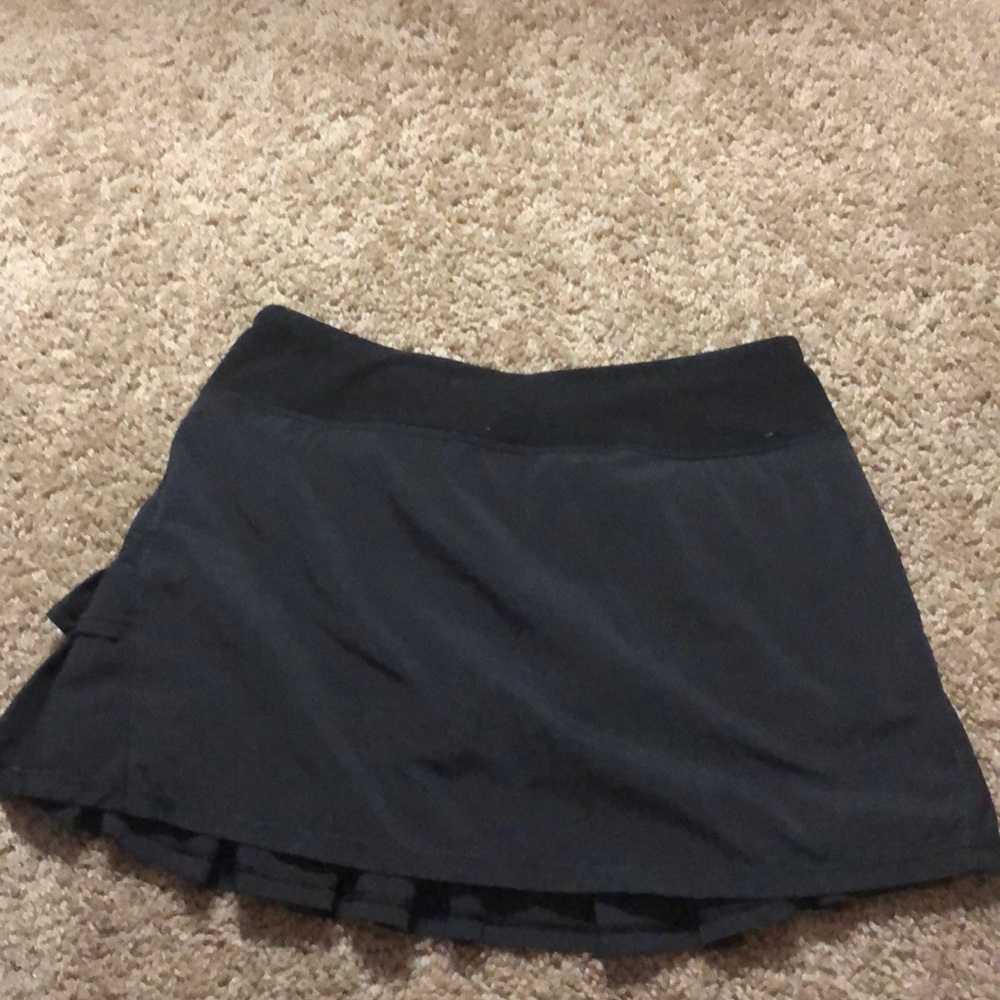 Black ivivva skirt